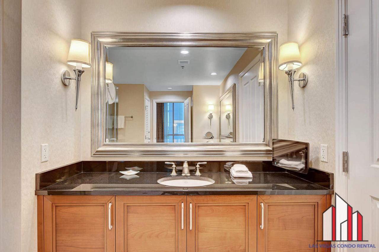 Mgm Signature-30-721 1br2ba F1 Strip View Balcony Holiday home Las Vegas